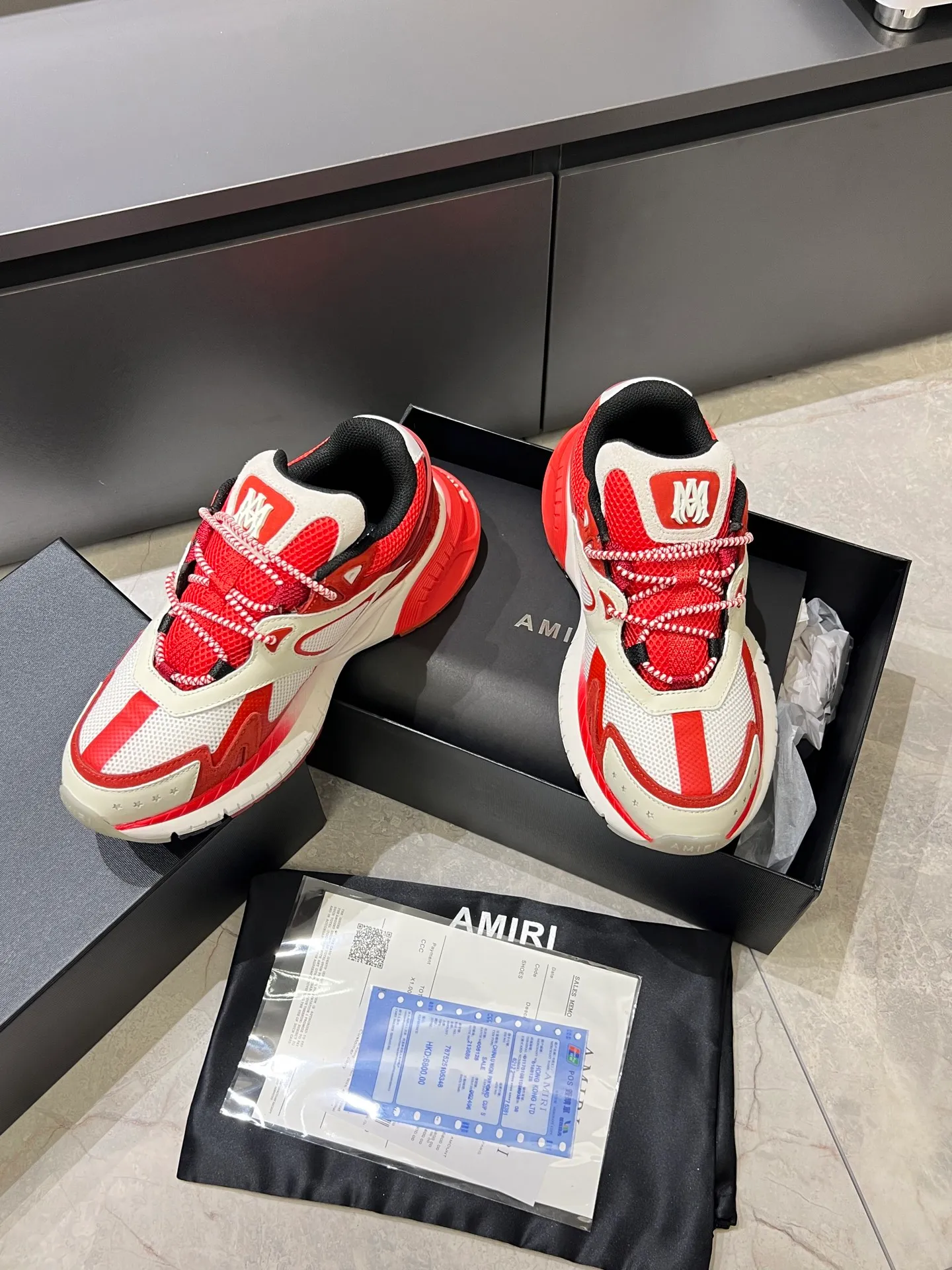 Men's shoes 💰p680 AMIRI's new men's casual sports shoes, made of first-layer cowhide upper and original breathable mesh, rich in three-dimensionality, contrasting color design, simple style, fashionable and sporty, breathable mesh lining, original ultra-light outsole, a must-have item for daily leisure! Size: 38-45!